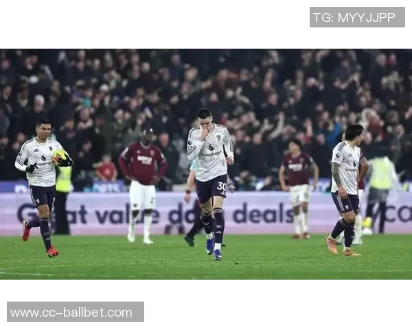 曼联训练情况更新：舍什科因伤缺席马奎尔梅努同样未现身